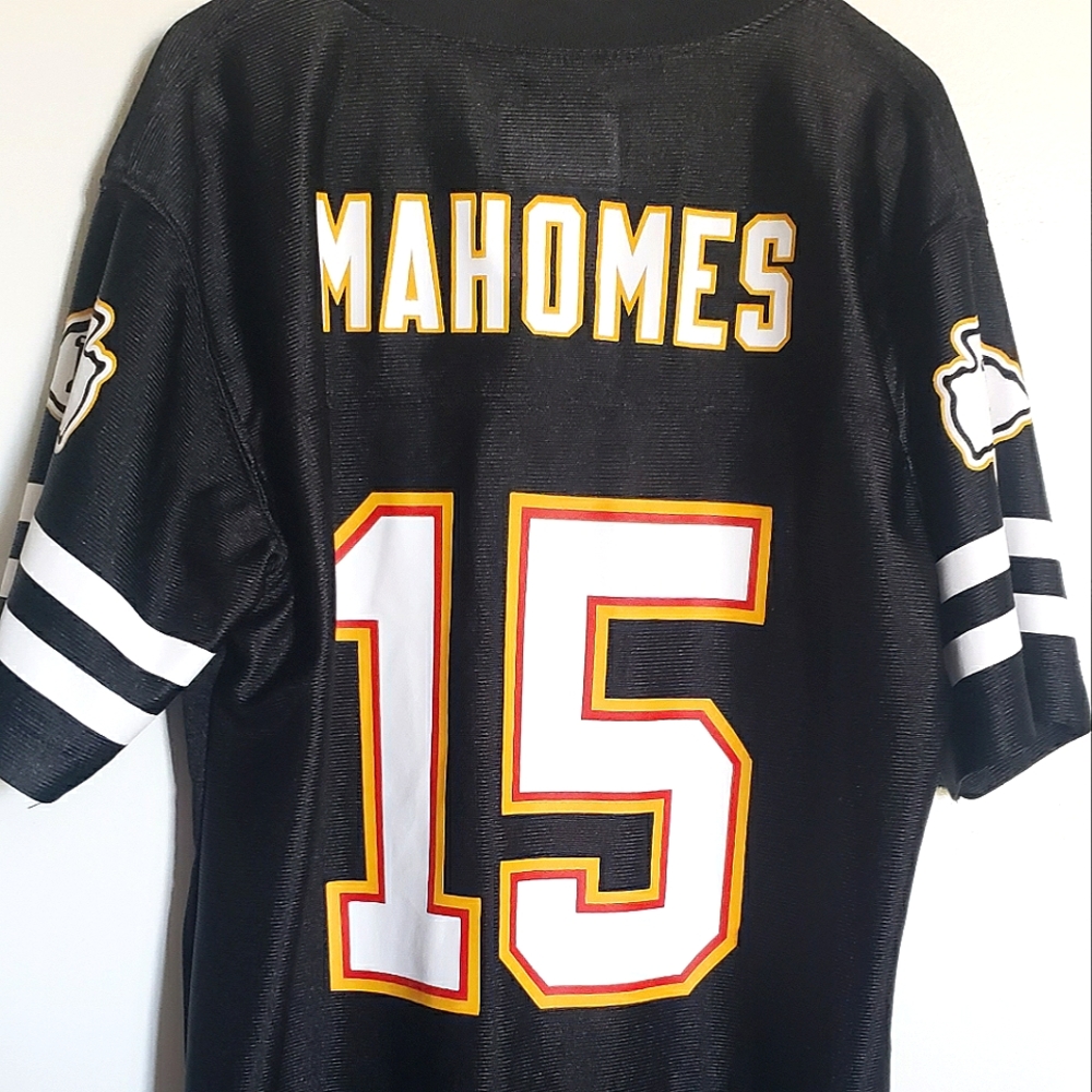 Patrick Mahomes youth jersey 8/10